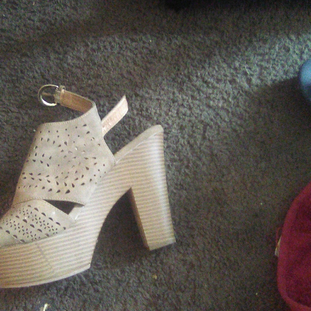 Sandal heel